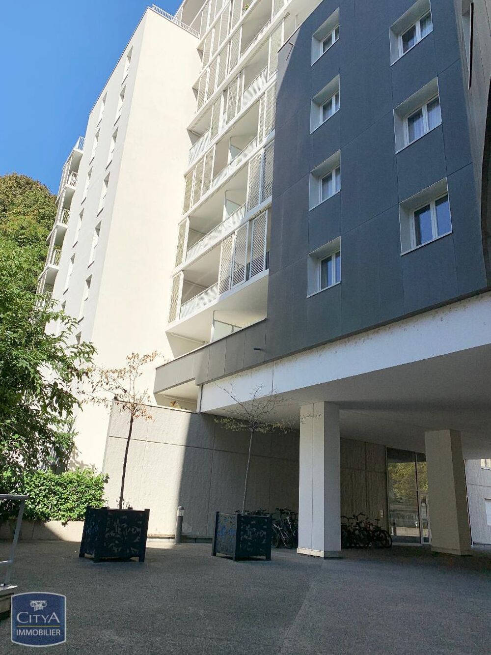 location Appartement - 2 pièce(s) - 36 m² Caluire-et-Cuire (69300)