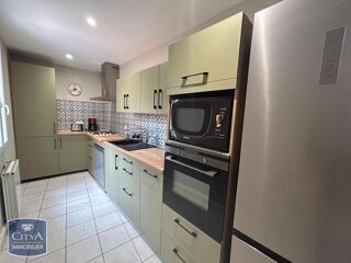  Appartement à louer 3 pièces 66 m²