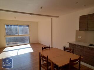  Appartement à louer 3 pièces 55 m²