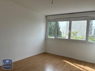  Appartement à louer 3 pièces 66 m²
