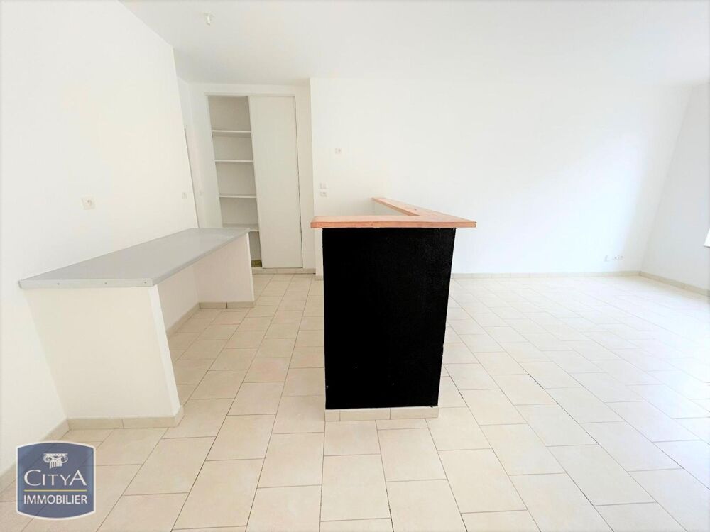 location Appartement - 2 pièce(s) - 57 m² Laon (02000)