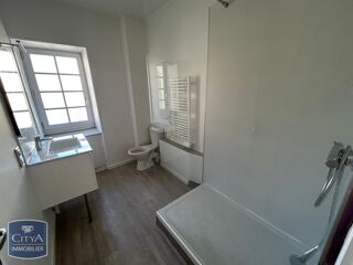  Appartement à louer 2 pièces 55 m²