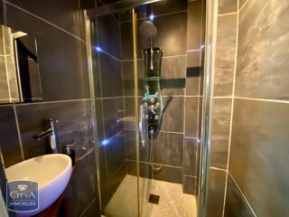  Appartement à louer 3 pièces 46 m²