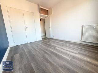  Appartement à louer 3 pièces 66 m²