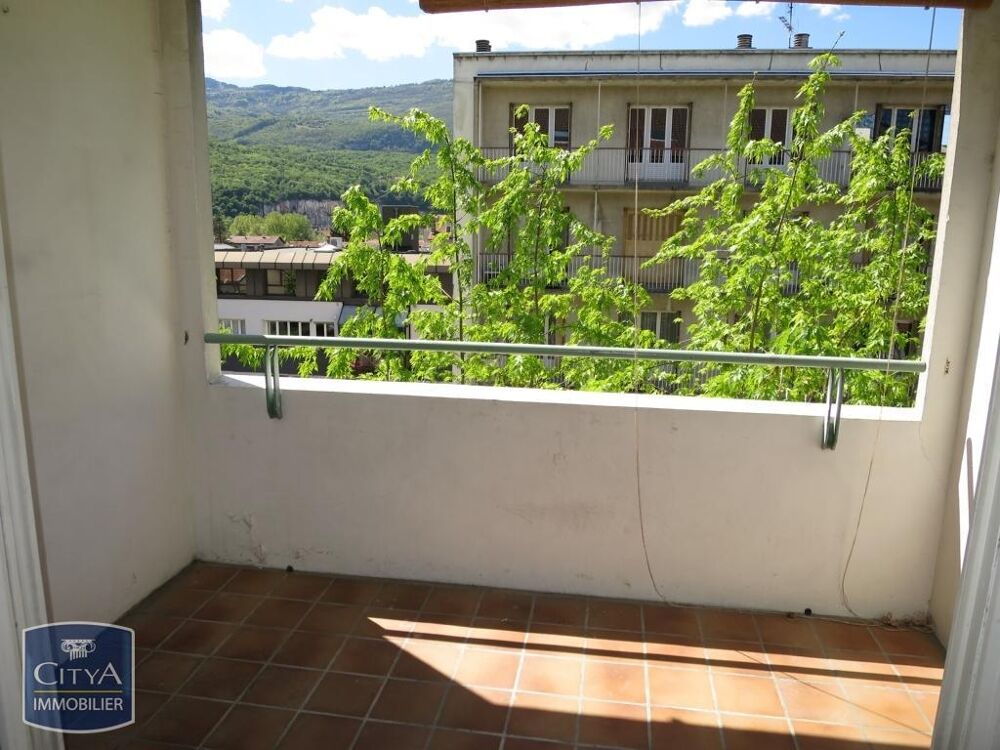 location Appartement - 4 pièce(s) - 81 m² Fontaine (38600)