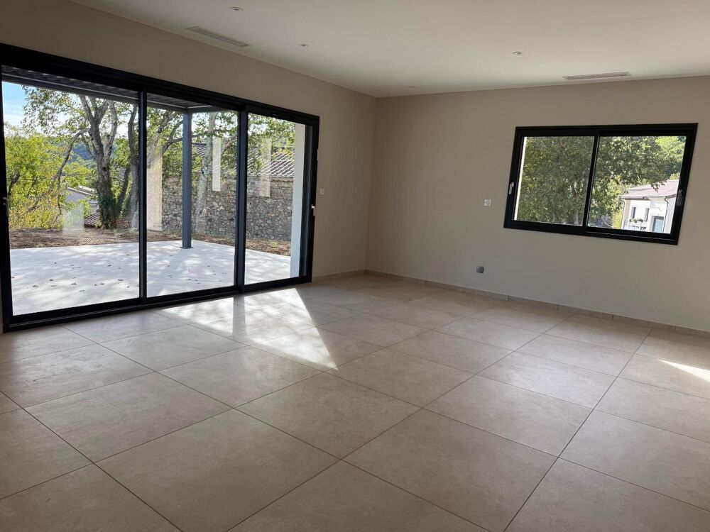location Villa - 4 pièce(s) - 107 m² Lanas (07200)