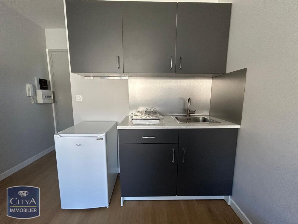 À LOUER ! Découvrez cet appartement T1 REFAIT A NEUF / C....