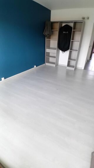  Appartement à louer 3 pièces 72 m²