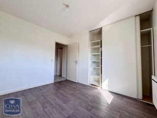  Appartement à louer 3 pièces 60 m²