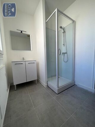  Appartement à louer 2 pièces 49 m²