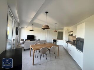  Appartement � louer 3 pi�ces 84 m�