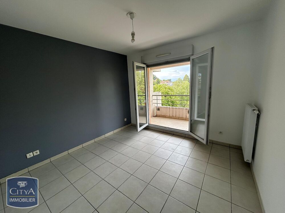 location Appartement - 3 pièce(s) - 75 m² Saint-Étienne (42000)