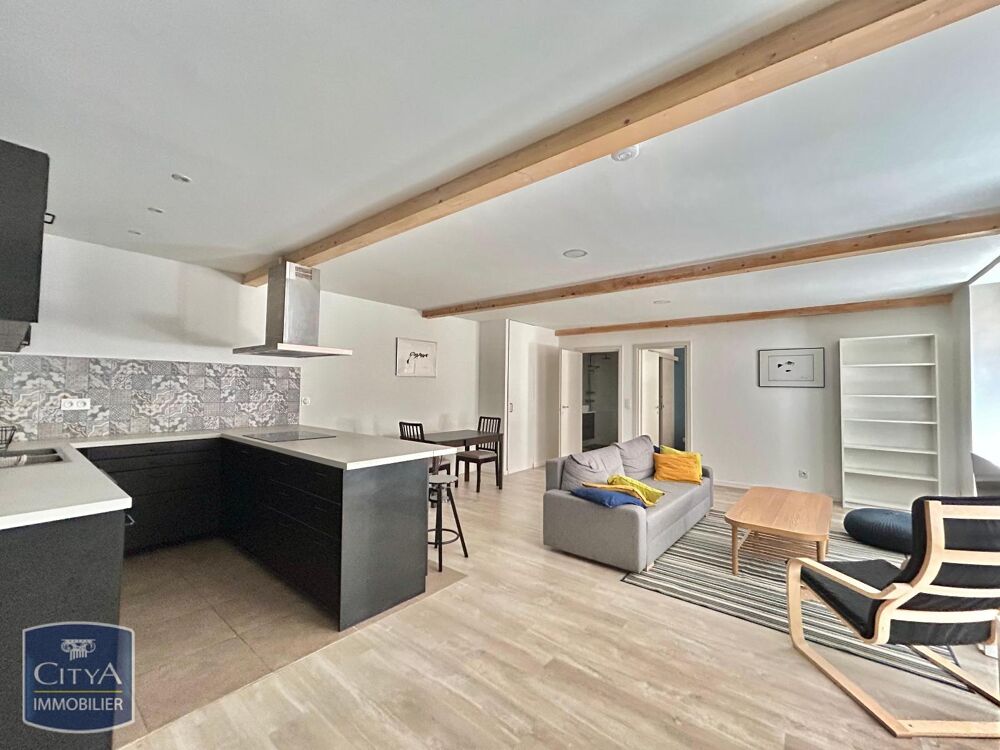 À LOUER : Découvrez cet appartement rénové T2 meublé sit....