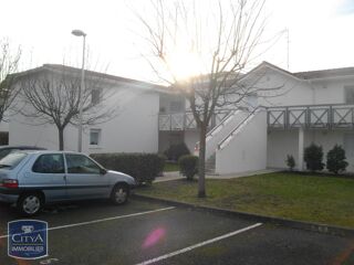  Appartement à louer 3 pièces 65 m²