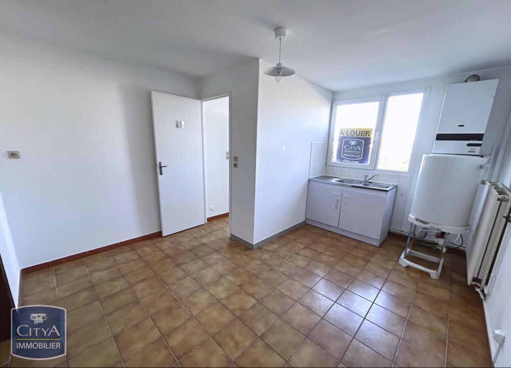 À LOUER : Appartement T3 situé à Tergnier (02700). D'une....