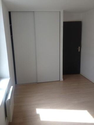  Appartement à louer 2 pièces 55 m²