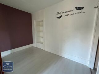  Appartement à louer 2 pièces 33 m²