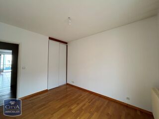  Appartement à louer 3 pièces 72 m²