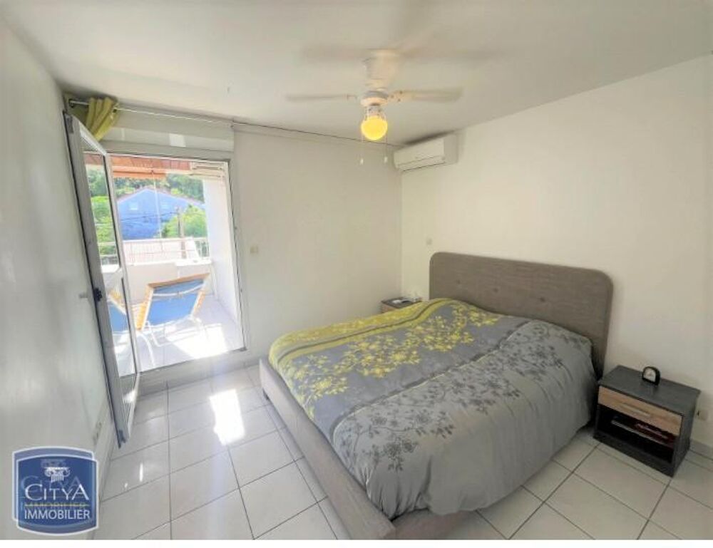 location Appartement - 2 pièce(s) - 48 m² Sainte-Suzanne (97441)