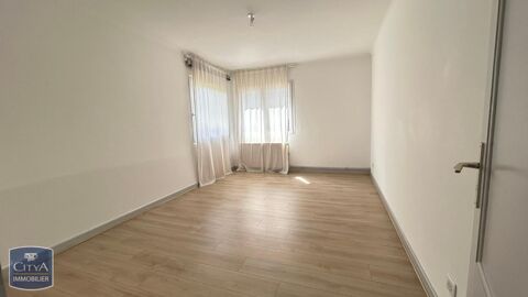   Location Maison Maison - 4 pi�ce(s) - 80 m�
