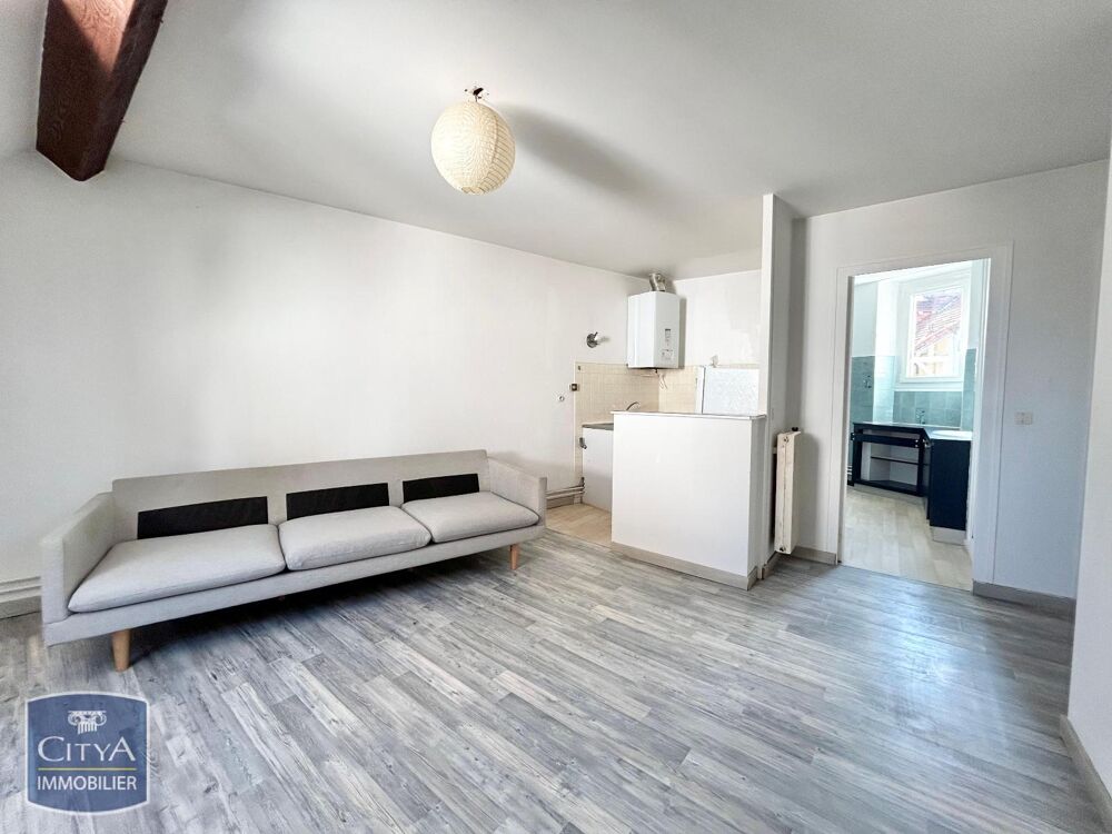 À LOUER : Appartement T2 situé en plein coeur de Pau, dan....
