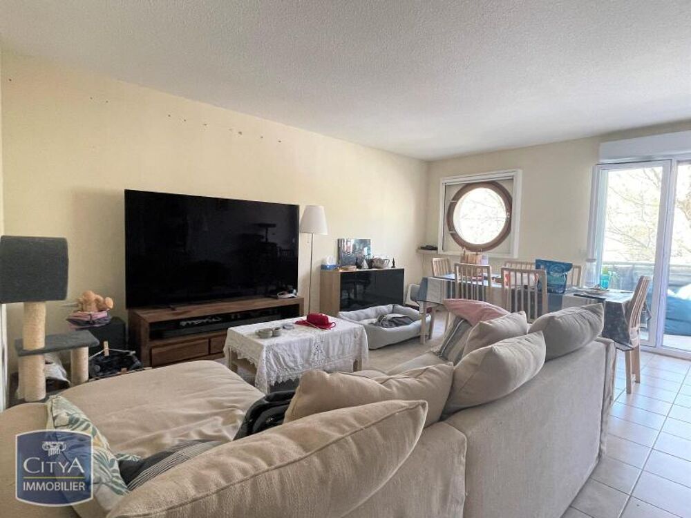 location Appartement - 3 pièce(s) - 66 m² Montfavet (84140)