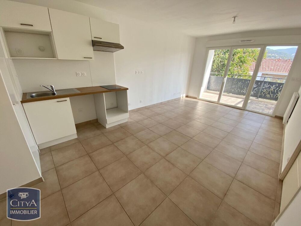 location Appartement - 2 pièce(s) - 39 m² Toulon (83100)