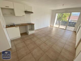  Appartement à louer 2 pièces 39 m²