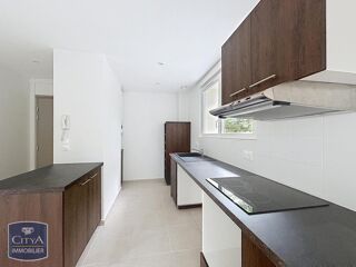  Appartement à louer 2 pièces 55 m²