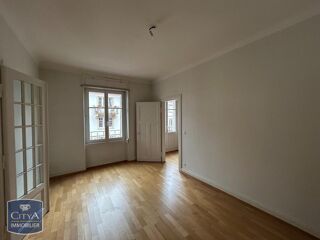  Appartement � louer 5 pi�ces 117 m�