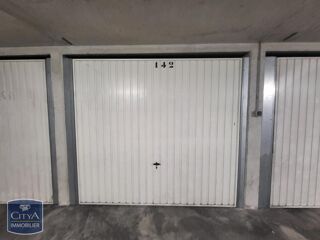  Parking / Garage à louer 14 m²