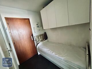  Appartement à louer 1 pièce 28 m²