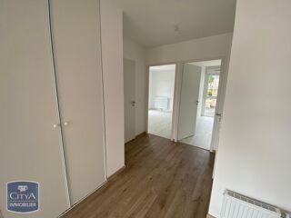  Appartement à louer 3 pièces 60 m²