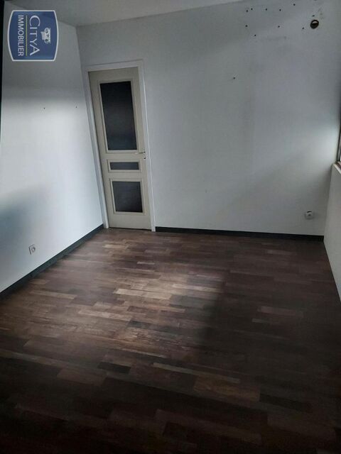   Location / Local Commercial - 102 m² 