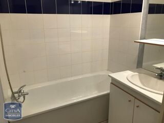  Appartement à louer 2 pièces 48 m²