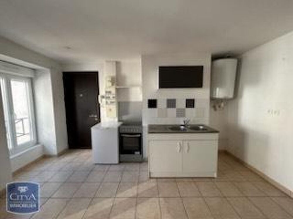 Nous vous proposons à la location un appartement de type....
