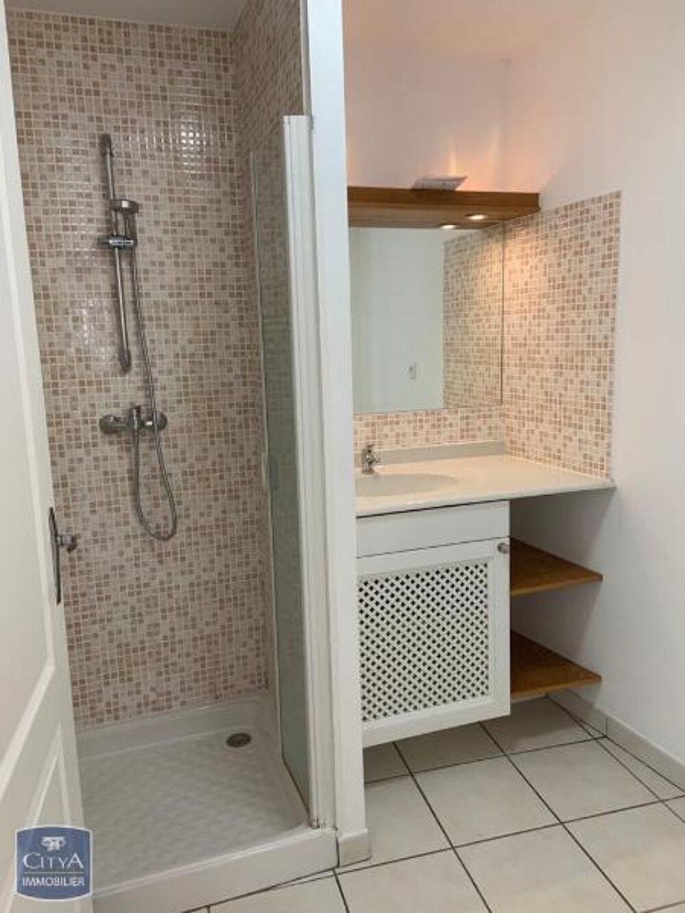 location Appartement - 2 pièce(s) - 45 m² Clermont-l'Hérault (34800)