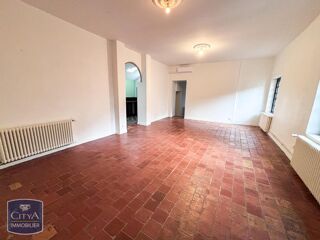  Appartement à louer 4 pièces 102 m²