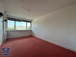  Appartement à louer 2 pièces 67 m²