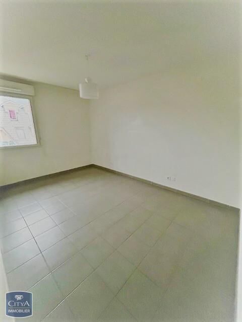  Appartement � louer 5 pi�ces 92 m�