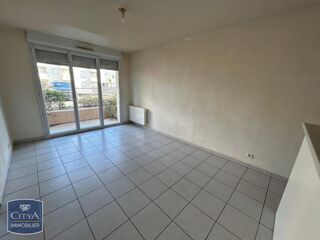  Appartement à louer 2 pièces 35 m²