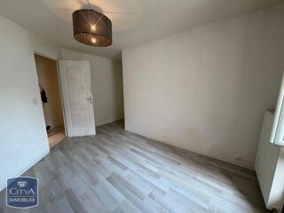  Appartement à louer 3 pièces 55 m²
