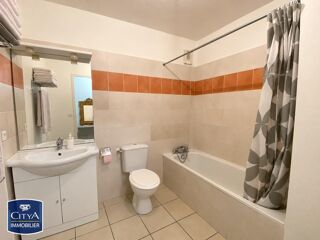  Appartement à louer 2 pièces 53 m²
