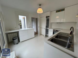  Appartement � louer 4 pi�ces 109 m�