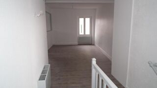  Appartement à louer 3 pièces 74 m²