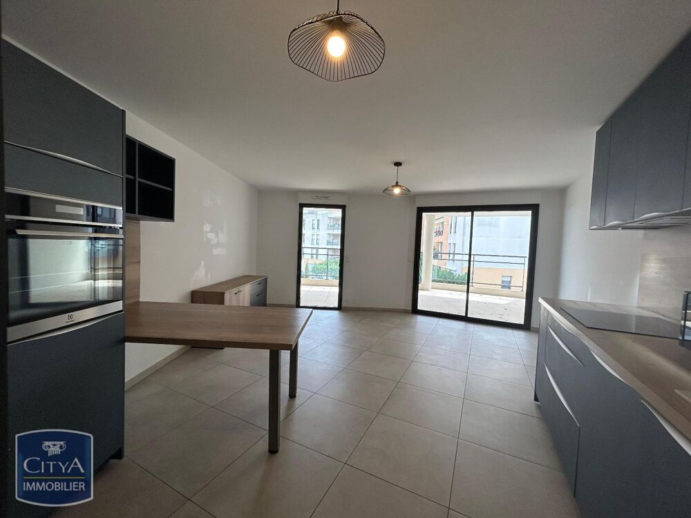 location Appartement - 3 pièce(s) - 66 m² Saint-Raphaël (83700)
