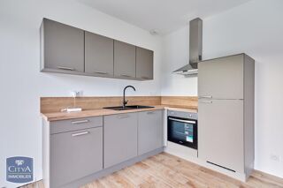  Maison à louer 3 pièces 84 m²