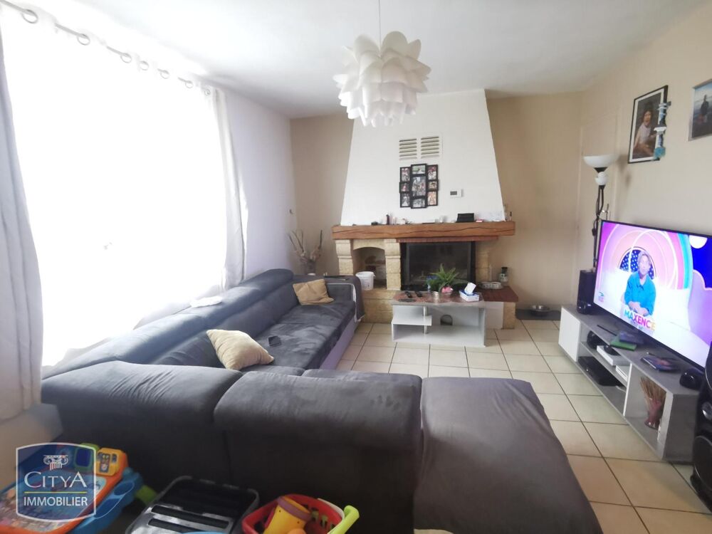 location Maison - 4 pièce(s) - 90 m² Saint-Romain-le-Puy (42610)
