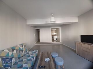  Appartement à louer 1 pièce 44 m²
