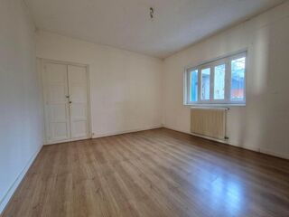  Appartement à louer 2 pièces 54 m²